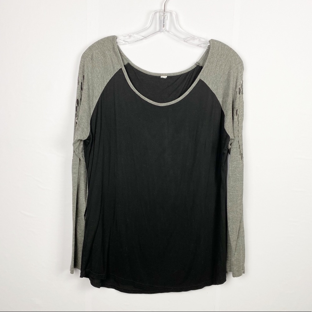 SHEIN with design in sleeve top